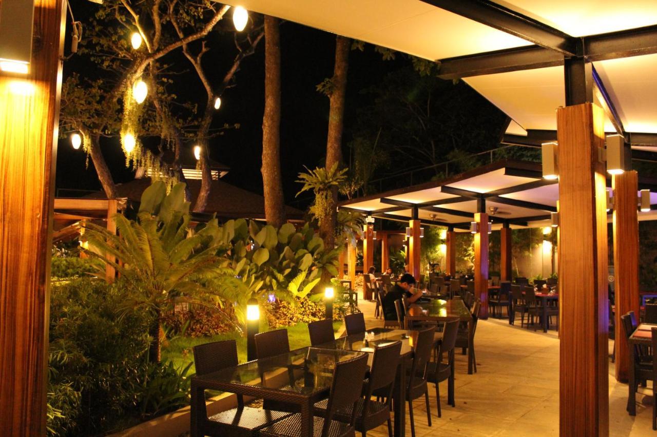 โรงแรมเบสต์ เวสเทิร์น พลัส ดิ ไอวีวอลล์ Puerto Princesa ภายนอก รูปภาพ