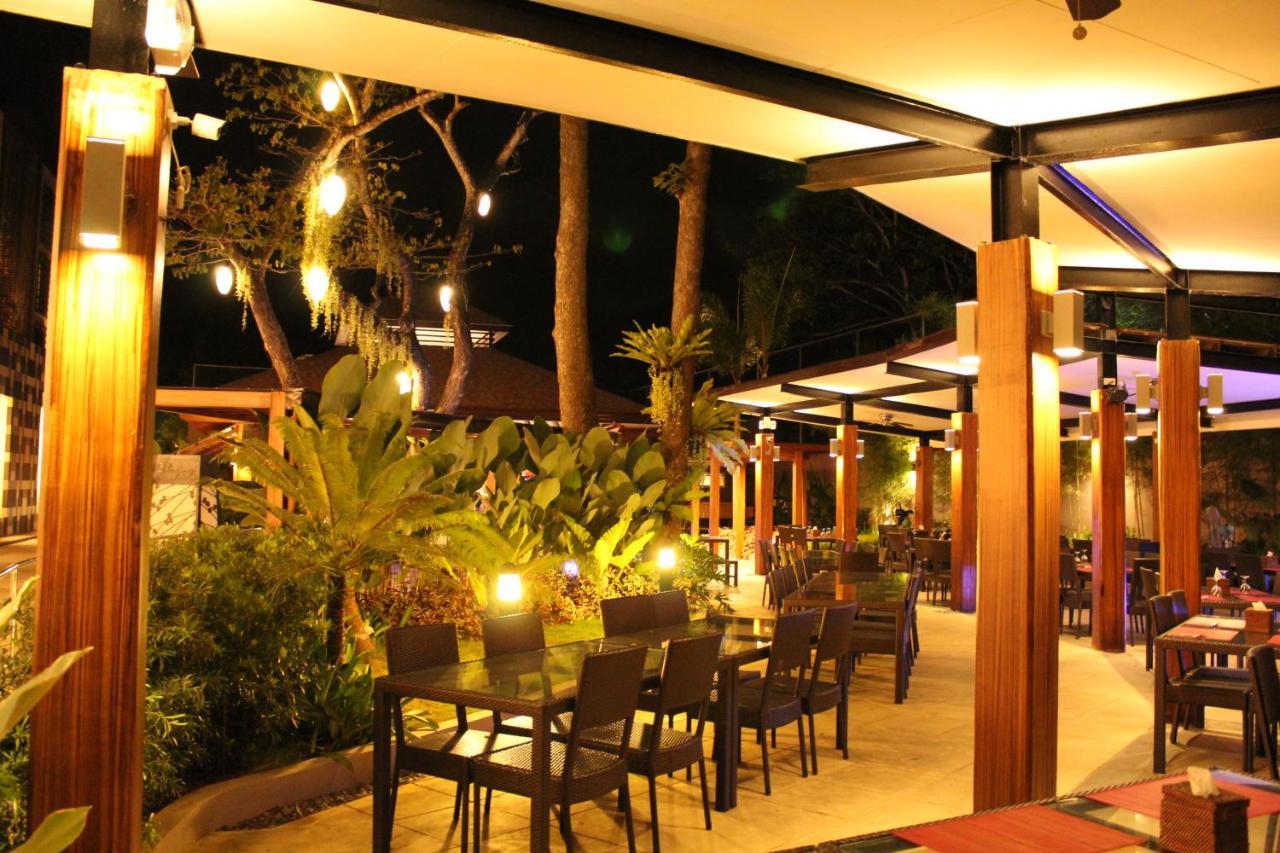 โรงแรมเบสต์ เวสเทิร์น พลัส ดิ ไอวีวอลล์ Puerto Princesa ภายนอก รูปภาพ